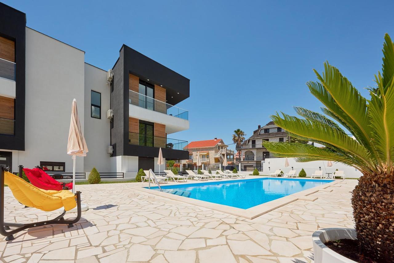 Georgiy Lux Apartments Lastva Grbaljska Εξωτερικό φωτογραφία